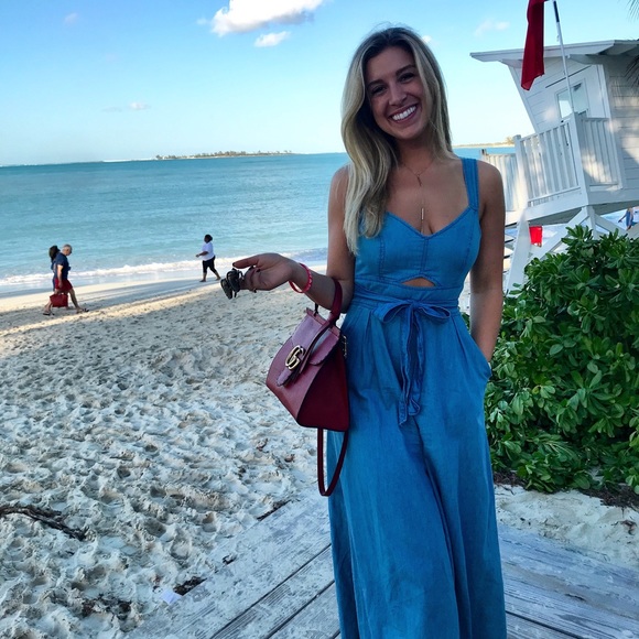 Meet your Posher, Stefanie - Picture 1 of 1